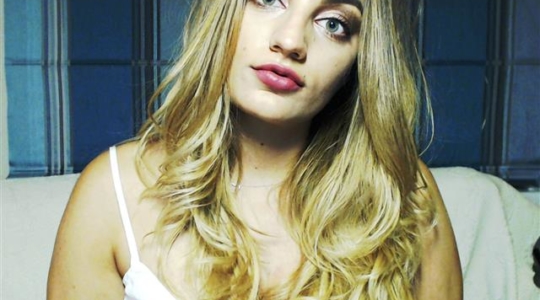 EvaHott23 Vorschaubild