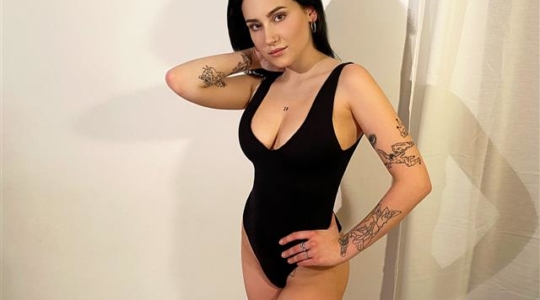 ElainaLove Vorschaubild